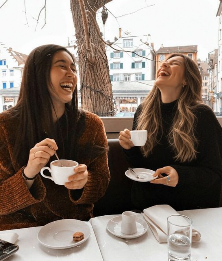 Lee más sobre el artículo Conversaciones Entre Amigas…(Humor)