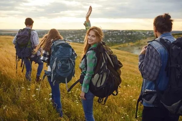 Lee más sobre el artículo A través De La Naturaleza…