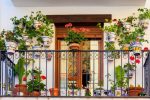 La Casa…