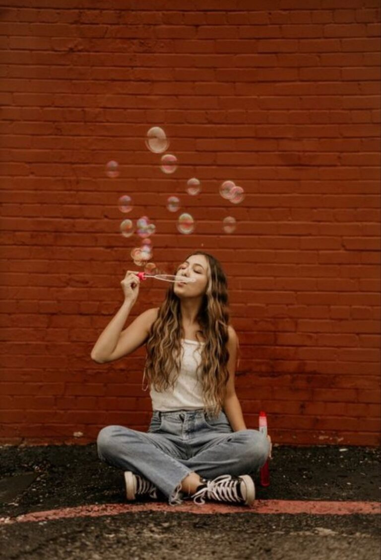 Lee más sobre el artículo No Dejes Tu Vida En  Pausa Por Nadie…