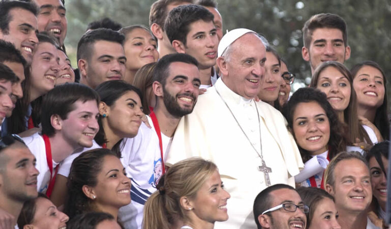 Lee más sobre el artículo Fallece El Papa Francisco…