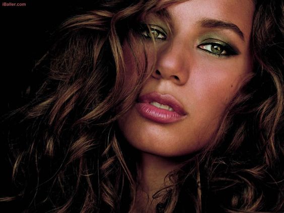 Lee más sobre el artículo You Are The Reason – Calum Scott y Leona Lewis