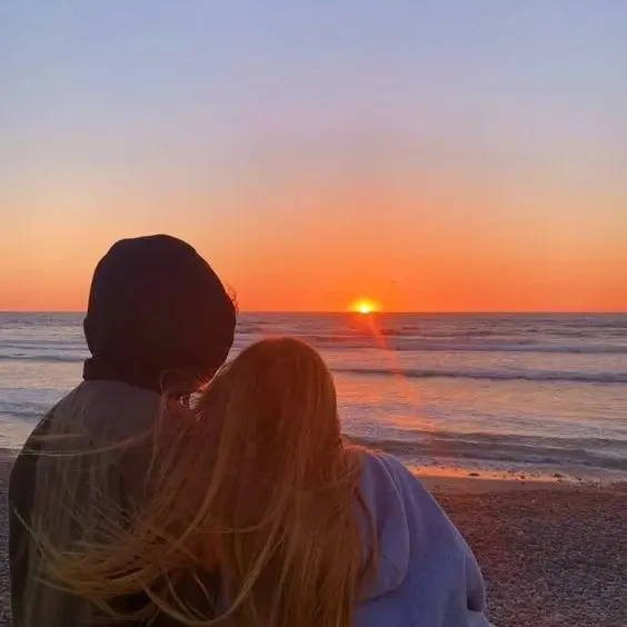 Parece Nada Y Lo Es Todo...
El amor puro y sincero no necesita demostrar nada. No nace solo de los grandes momentos, sino que se alimenta de los gestos diarios y de esos sencillos instantes que parecen nada, pero en realidad lo son todo...Sigue leyendo en mi Blog.
Rovica.