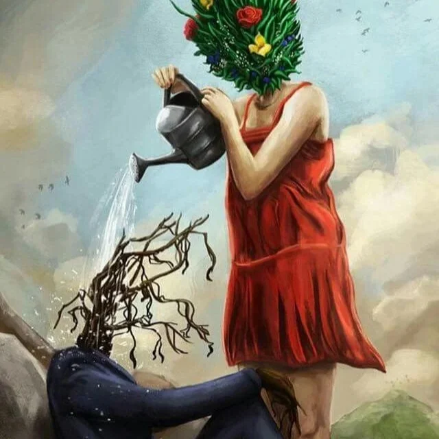 El Amor No Tiene Rostro...
El amor no llega con estruendos;
a veces entra despacio,
como la suave luz que se cuela
entre las rendijas del alba.
El amor no tiene rostro,
se reconoce en la luz de los ojos.
No tiene voz,
habita en cada gesto
de quien lo siente.
El amor no niega la herida,
la abraza hasta que cura.
No borra la noche:
enciende estrellas suficientes
para atravesarla.
Es puente sobre los abismos,
abrigo cuando el invierno es largo,
semilla diminuta y terca
que insiste en florecer entre las grietas.
No pregunta por fronteras,
no entiende de orgullo ni de distancia.
Es un idioma universal
que el corazón reconoce.
En tiempos de ruido,
el amor susurra.
En tiempos de miedo,
el amor cuida, protege y permanece.
No es ausencia de dolor,
es la valentía de quedarse.
No es promesa perfecta,
es elección constante.
Y allí donde parece no quedar nada,
cuando todo se ha perdido
y el mundo se derrumba en silencio...
Queda un latido, un eco en el alma...
Entonces, ahí el amor prende la chispa,
diminuta, indomable,
persistente e inquebrantable.
No hace falta decir nada.
Basta sentir.
Y entonces
el amor vuelve y reconecta...Sigue leyendo en mi Blog.
Rovica.