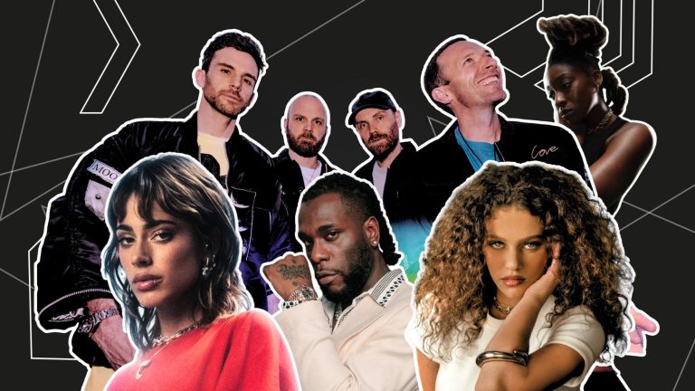 Lee más sobre el artículo WE PRAY – Coldplay, Elyanna, Little Simz, Burna Boy, TINI (Elyanna Version) –